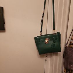 Beautifull Mkors Bag Green 7.5x8.5 Pet Smke Free