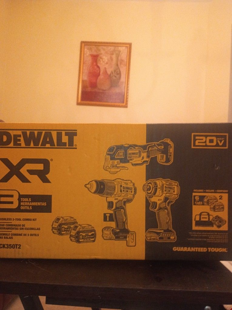 DEWALT 20V MAX XR 3-Tool Combo Kit — BRAND NEW (DCK350T2)