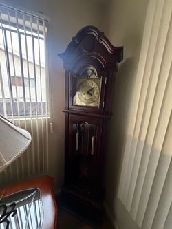 Classic Vintage Brown Basswood Grandfather Floor Clock