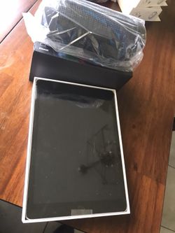 iPad 5 WiFi + cellular