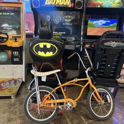 Retro Schwinn sting ray bike