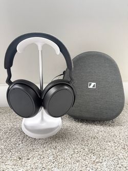 Sennheiser Momentum 4 Wireless (Black) –  (OBO)