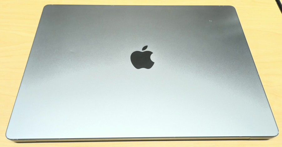 2021 MacBook Pro M1 Chip, 16 Inch Screen