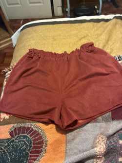 Ribbed Elastic Waist Shorts
