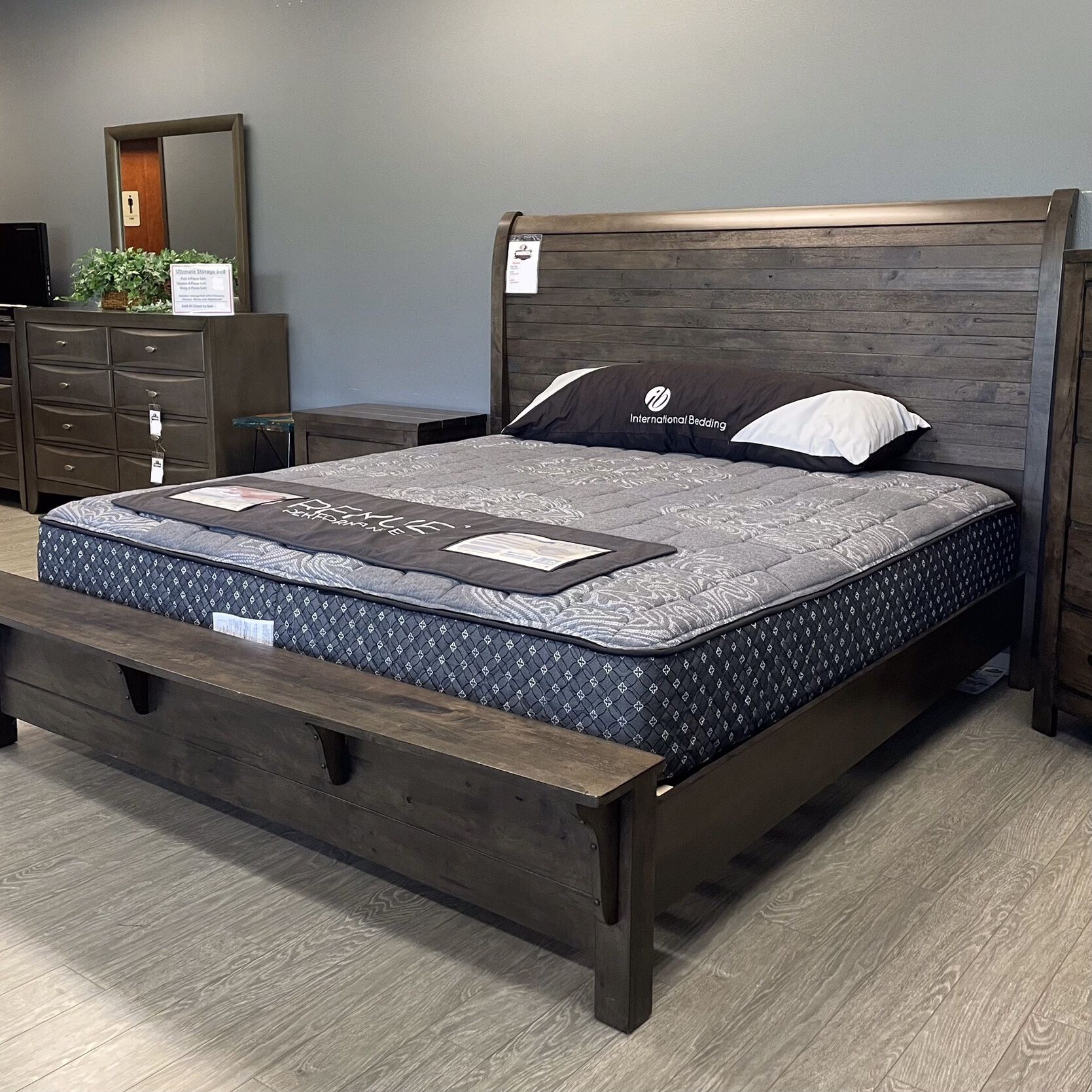 Rustic Grey Four Piece Bed Set - Deschutes