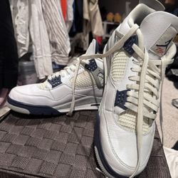 Jordan 4 Retro