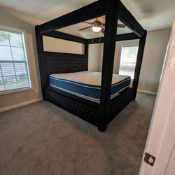 King Size Bluetooth Canopy Platform Bed
