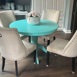 Table & 4 Chairs