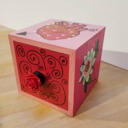 Handpainted Keepsake / Jewelry Boxes