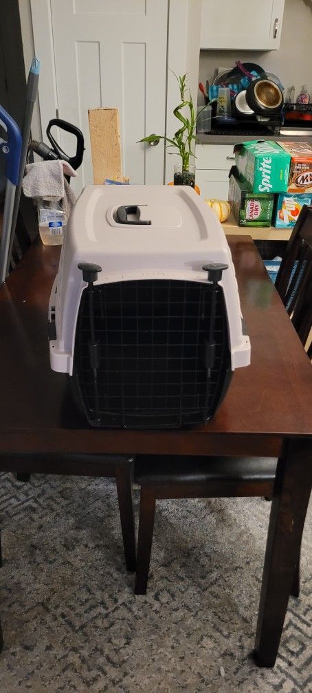 Free Small Pet Carrier