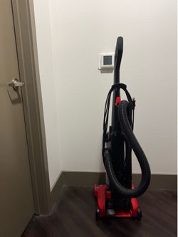 Dirt Devil vacuum cleaner