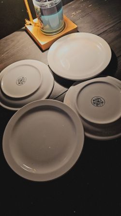 Dessert plates ans bowl