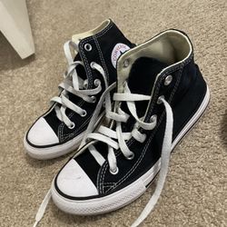 Black And White Converse Youth Size 1