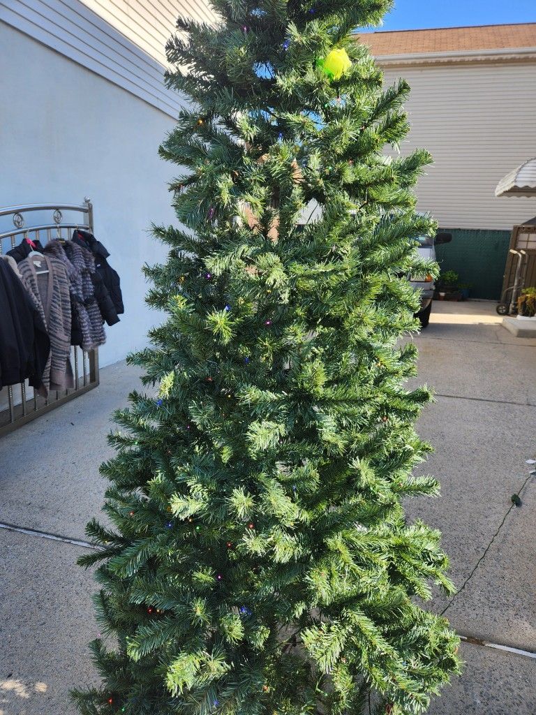 Christmas Tree With Light 7.5"