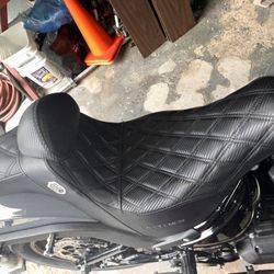 San Diego Customs Pro Series Seat with Backrest for 2018-2024 Harley Low Rider S  Or ST