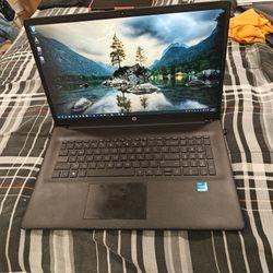 HP 17.3" Laptop - 16GB RAM 2TB NVME SSD OBO