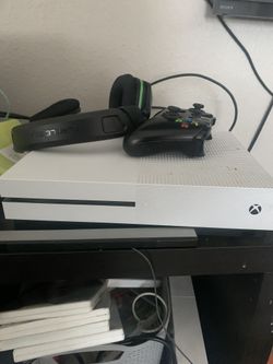 Xbox1s  1tb 