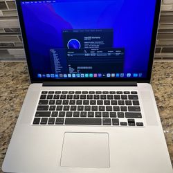 MacBook Pro 15” 16GB Ram 256GB SSD