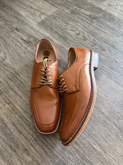 Mens dress up shoes size 8 men