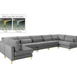 Julia Velvet / Metal Grey Modular Sectional (7 Boxes)


