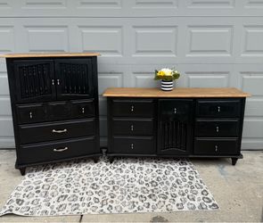 Vintage dresser set