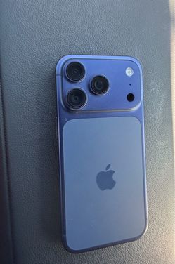 Unlocked Apple iPhone 17 Pro 256GB