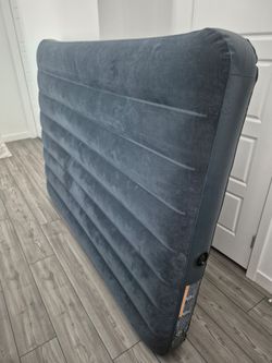 Like New Full Size Airbed
