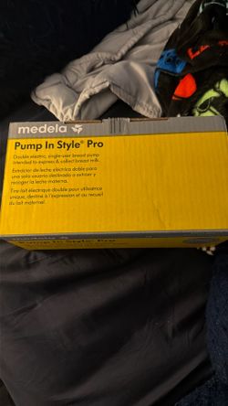 Modela Breast Pump