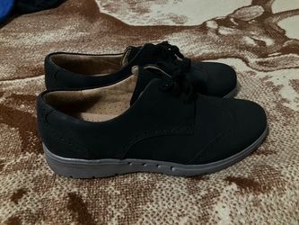 $40, New Clark’s women’s shoes size 8.5