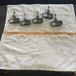 5 Semsores Para Llantas De Tacoma 2017 En 75 Dolares Por Los 5 Semsores 