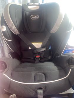 Evenflo EveryFit 4-in-1 Convertible Car Seat