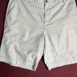 Classic Adidas golf shorts for men Size(36)