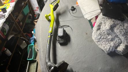 ONE+ 18V 10 in. Cordless Battery String Trimmer/Edger with 2.0 Ah Battery and Charger