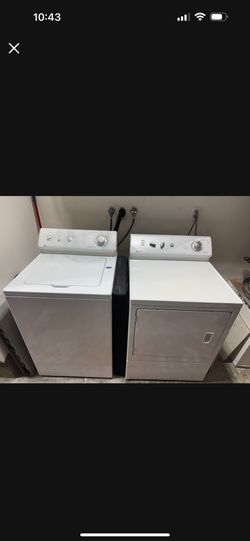 Maytag Washer, And Dryer Gas In Great Condition 