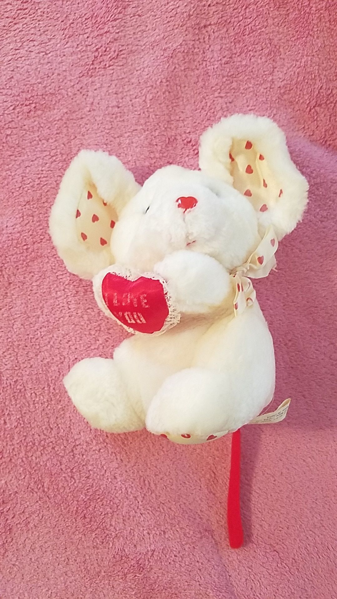 Valentine's day white "I love you" mouse