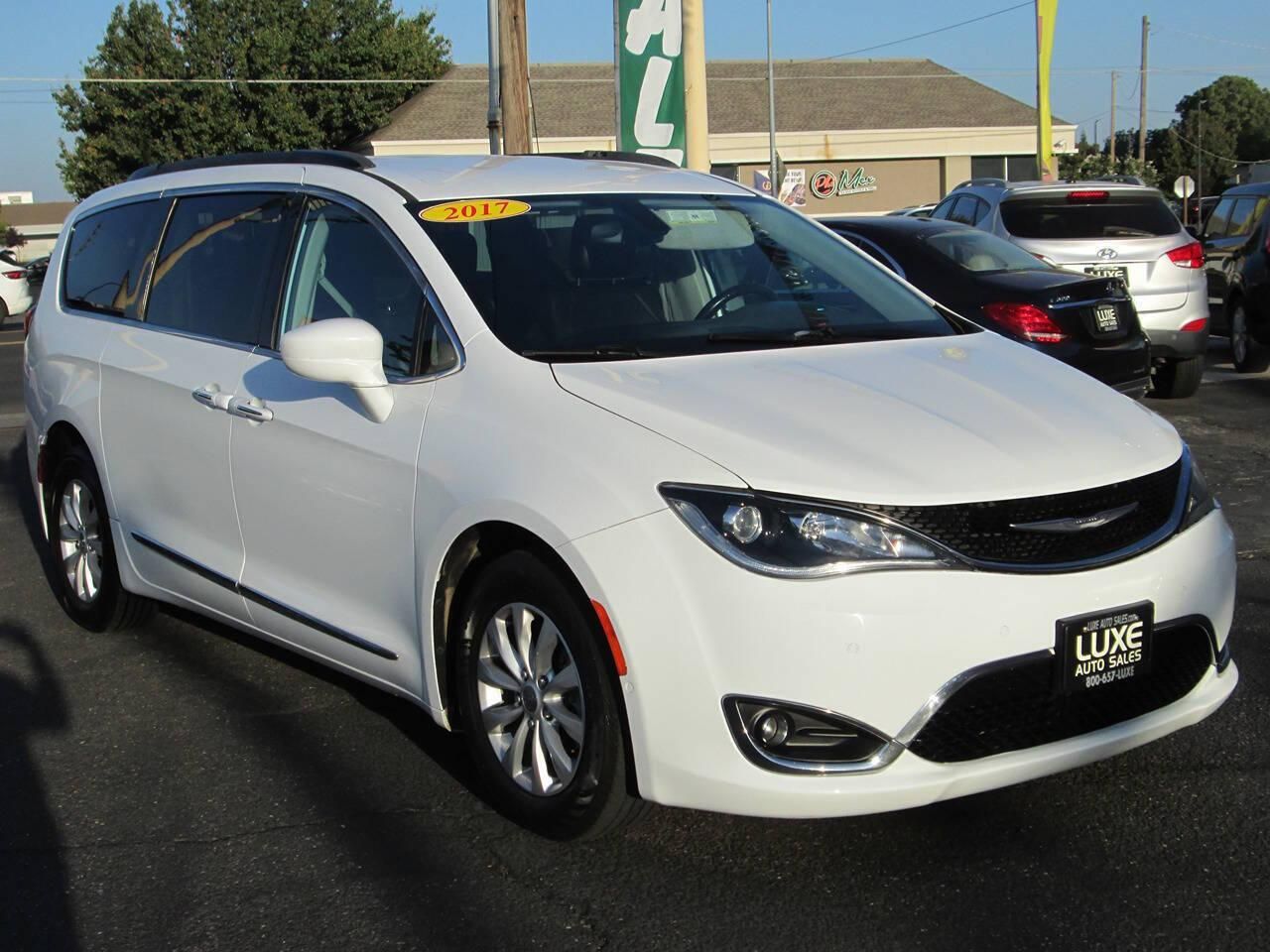 2017 Chrysler Pacifica