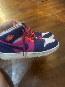 Jordan 1 mid fire pink barely grape