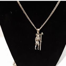 14K Gold Plated 30 Inch Necklace With Pendant