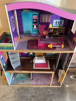 Doll House