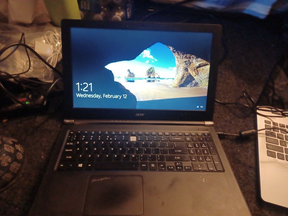 Acer Aspire V Nitro VN7-591 Series