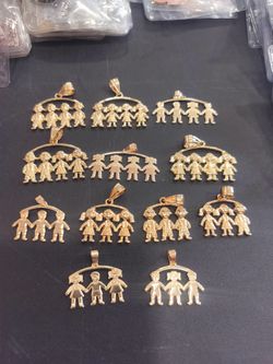 ESPECIAL oro laminado, cadena con dije de niños
