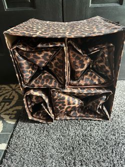 Brand new better beauty case