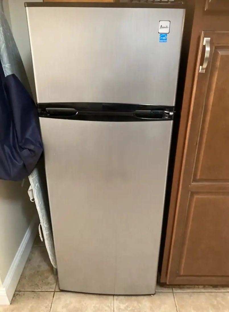 Refrigerator