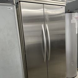 Kitchen Aid 42” Built In Refrigerator In Stainless Steel Used