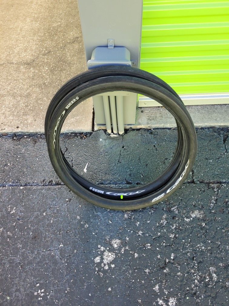 Pair Of 26" x 2.125" 3G Cruiser Tires & Tubes Used