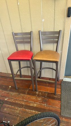 Bar stool s