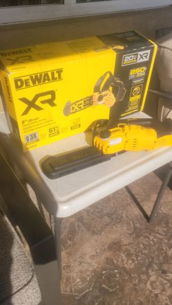 Dewalt 20V XR 8" Pruning Chainsaw Tool Only!!!