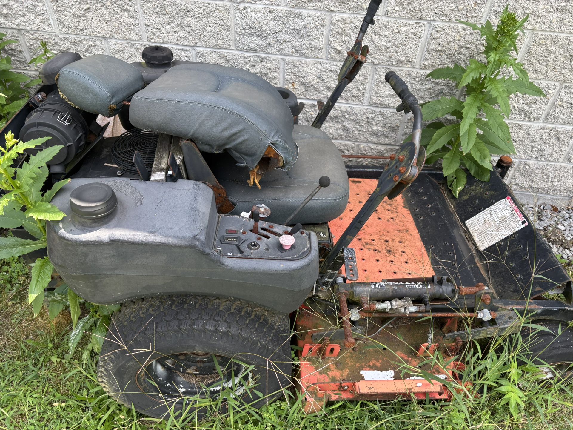 Tractor Zero Turn Mower Gravely