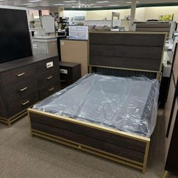 Gold Wood Bedroom Set