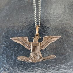 UNITED STATES MARINE CORPS EAGLE NECKLACE CHARM